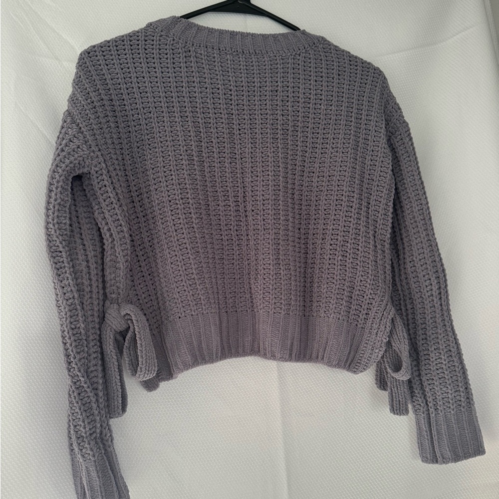 Crop Sweater - Picture 4 of 5